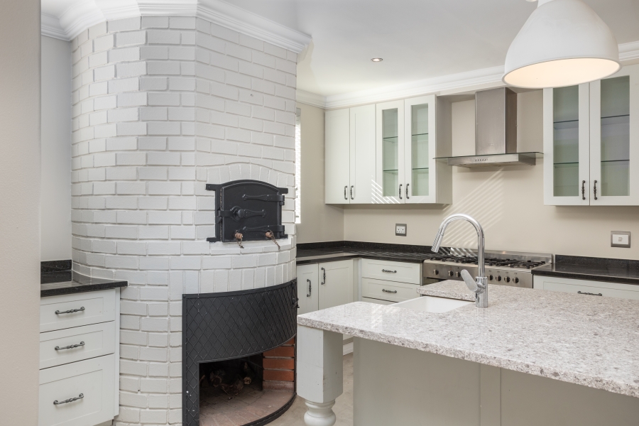4 Bedroom Property for Sale in Val De Vie Estate Western Cape